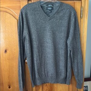 Gray V-Neck Classic Knit Sweater